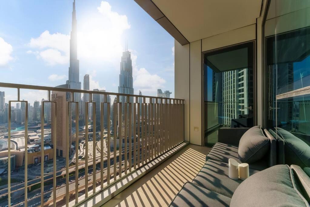 Spectacular Burj Khalifa View 2 Min To Dubai Mall Apartment Exterior photo