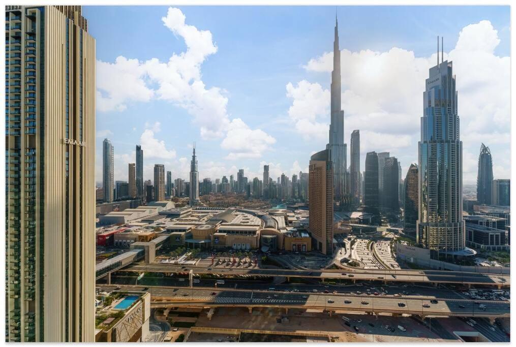 Spectacular Burj Khalifa View 2 Min To Dubai Mall Apartment Exterior photo